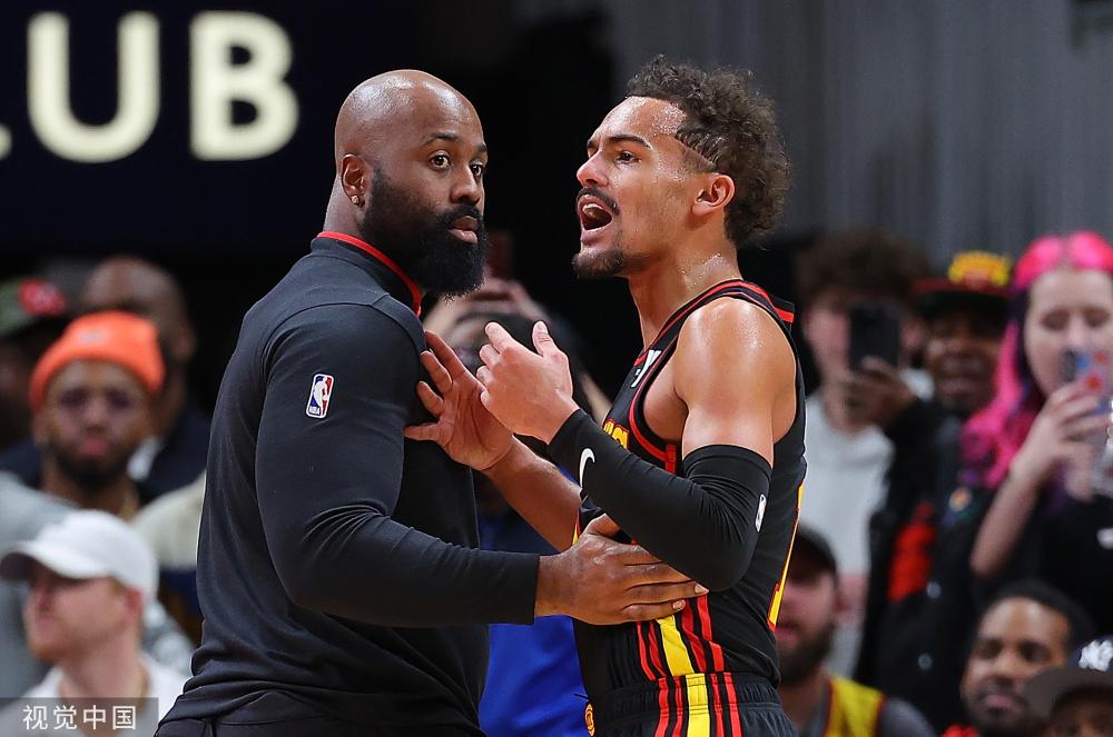 边路配合也 边路配合也