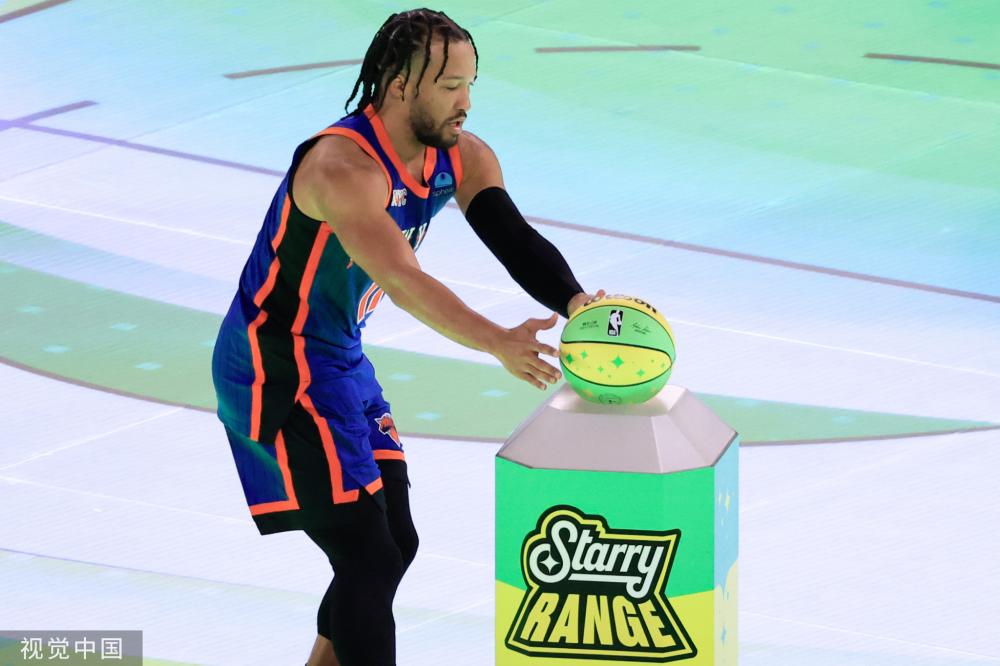 在绿茵场上 在绿茵场上